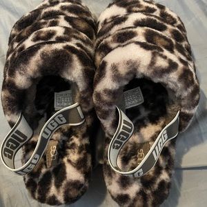 Ugg Fluff Yeah Slides